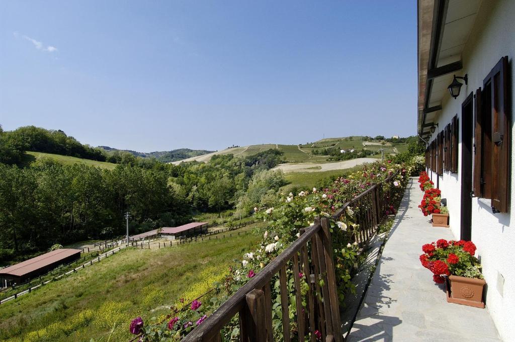 La Maragliana Castel Rocchero Room photo